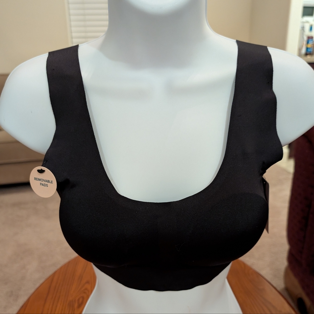 Black "Comfort by Real" bra with removable cups, size S - NEW